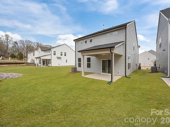 4th image of 118 Canary Ln
