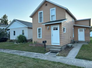 224 S D St, Cheboygan, MI 49721