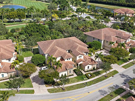 3rd image of 10181 Orchid Reserve Drive
