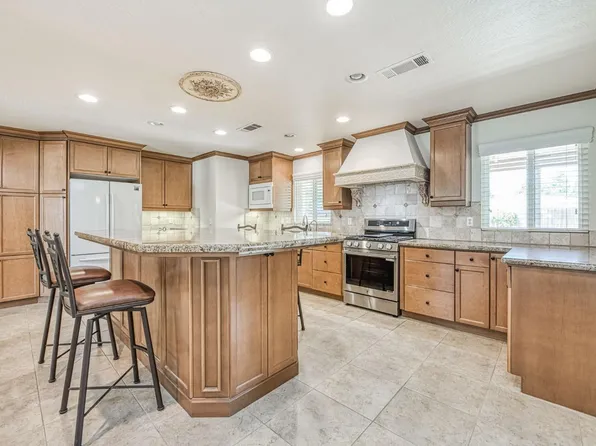 3348 W Sierra Ave, Fresno, CA 93711