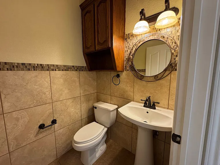 5702 Graphite Dr — Photo 15