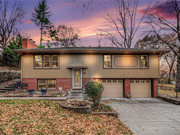 15 NW 40th St, Kansas City, MO 64116