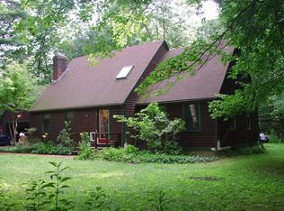 54 Wildflower Dr, Amherst, MA 01002