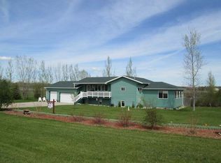 8736 Mirage Pl, Bismarck, ND 58503