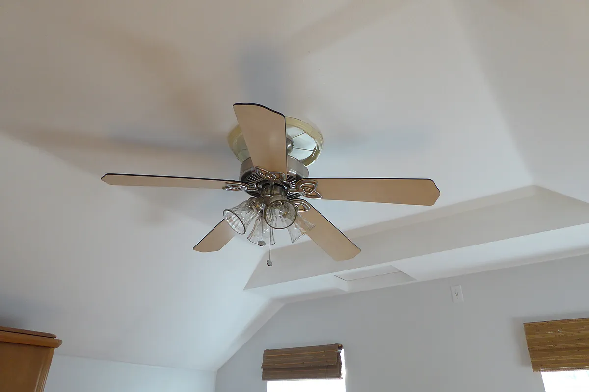 ceiling fan upstairs - San Felipe Rd