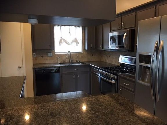 2nd image of 1038 Copper Creek Dr