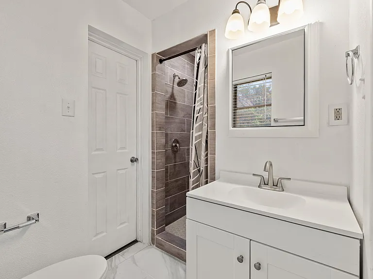 Serenade Ln — Photo 2