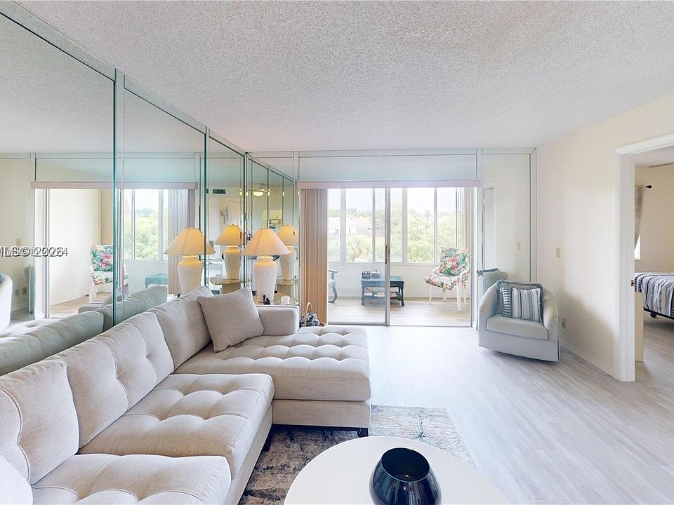 1st image of 9621 Sunrise Lakes Blvd APT 302