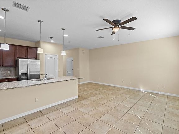 5th image of 1083 TARAMUNDI DRIVE