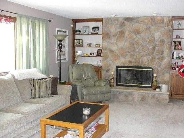 2nd image of 6725 Shadowcreek Dr
