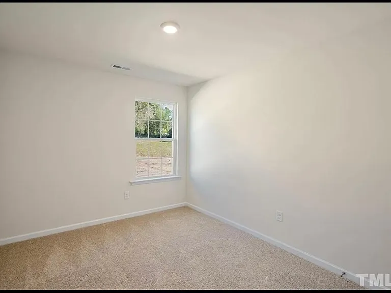 1400 Gracie Ln — Photo 13