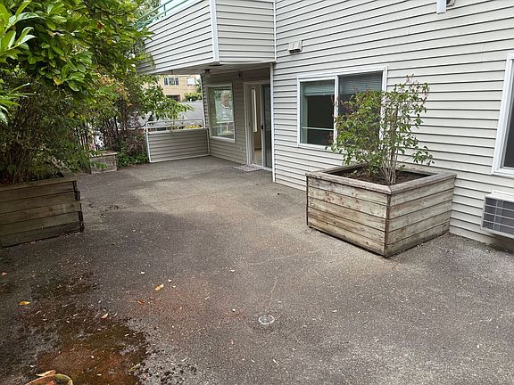 4th image of 8356 16th Ave NW APT 202