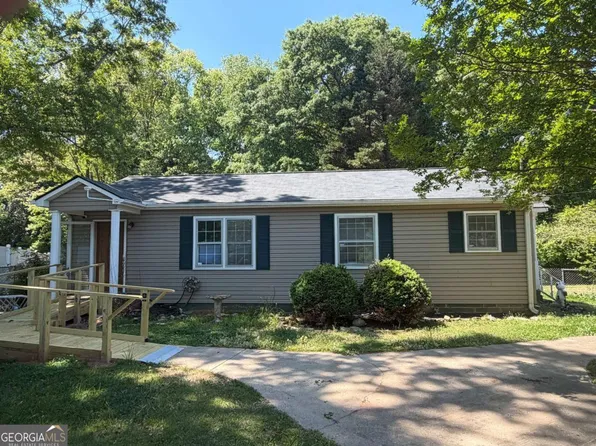 230 Glendale Dr, Hartwell, GA 30643