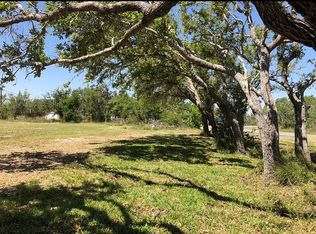820 Weeping Willow, Rockport, TX 78382