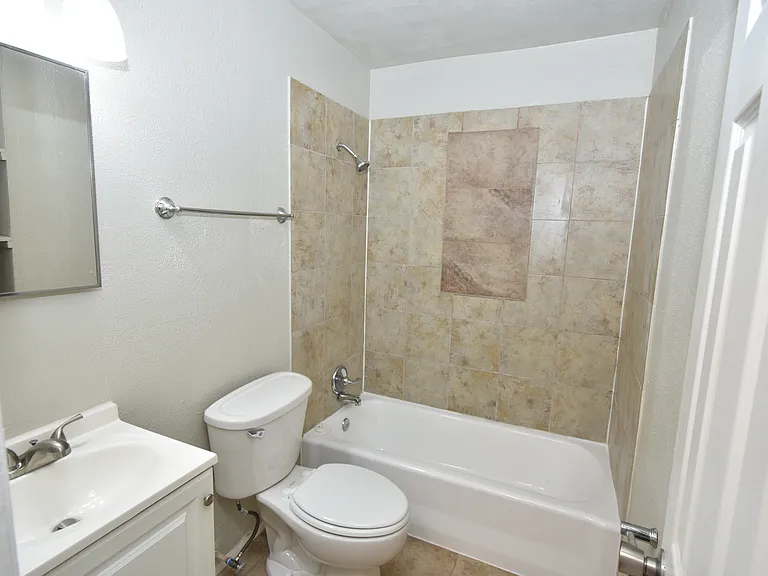 1206 Belvedere Dr — Photo 14