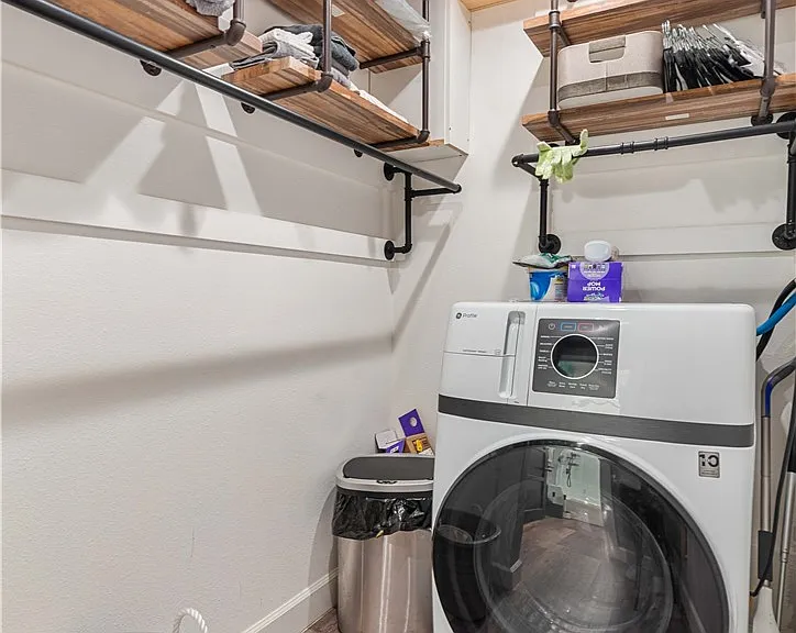 6512 Coldwater Canyon Ave — Photo 8