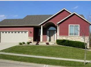 2631 Flagstone Ln NW, Rochester, MN 55901