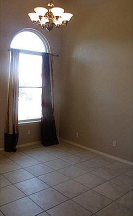 3rd image of 11953 Crown Oaks Ct