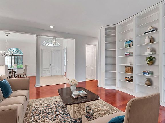 2nd image of 11582 Windsor Bay Place