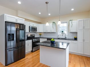 212 Crownshield Ave #212, Uxbridge, MA 01569