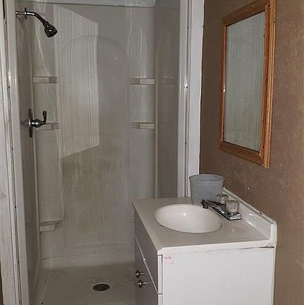 2nd image of 2717 County Road 3479b