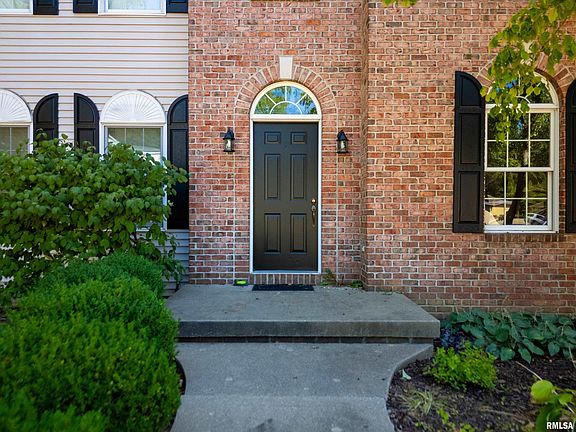 4th image of 2602 N Woodhaven Dr