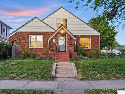 2701 N 61st St, Omaha, NE, 68104