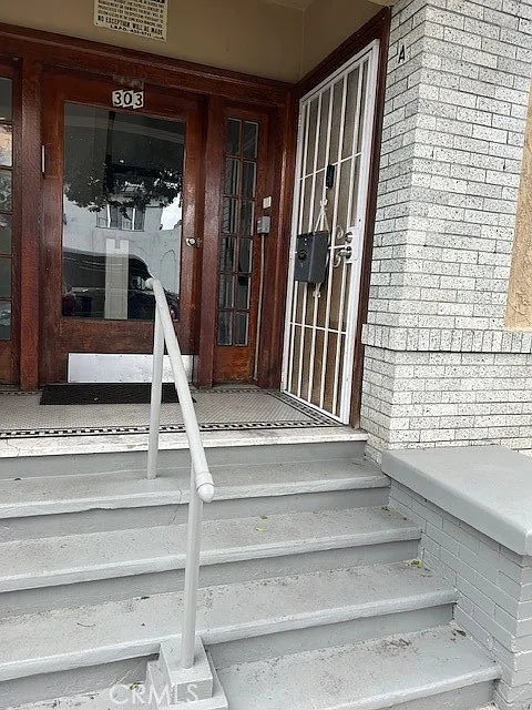 2 bed, 950 sqft, $2,395 — Photo 1