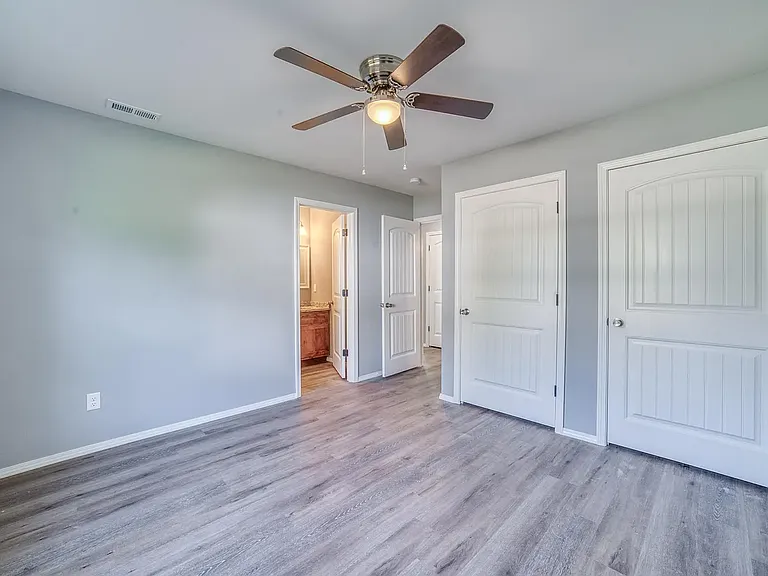 1702 Grand Ave — Photo 3