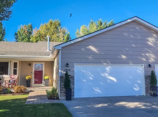 1910 Meadow Dr, Cheyenne, WY 82001