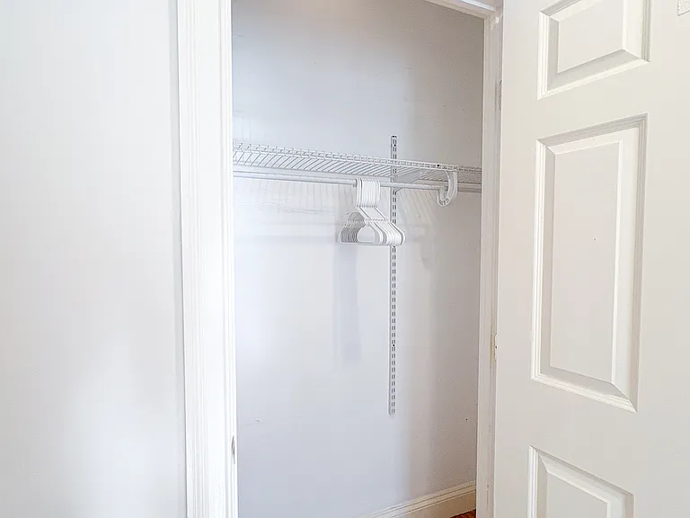 87 Stephen St #1C — Photo 64