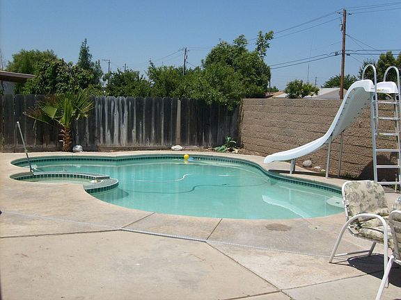Refreshing Pool
