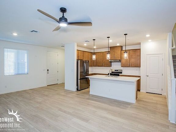 4th image of 12512 Kings Creek Pl