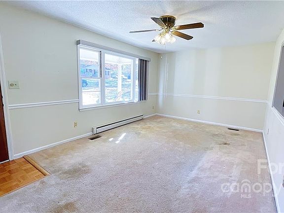 5th image of 4305 Frostwood Dr