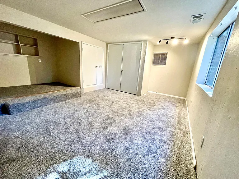 25136 Moon Dr — Photo 7