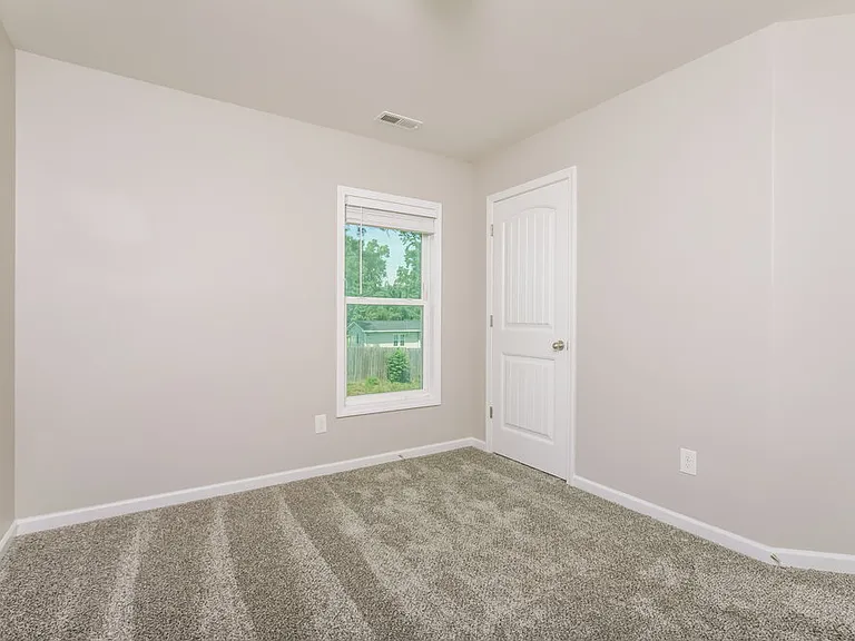 377 Crawford Pkwy — Photo 14