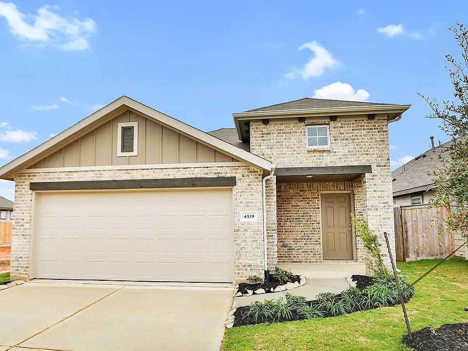 1st image of 4519 Pinehurst Trace Dr