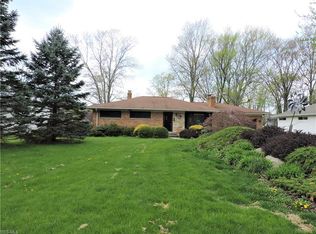 3012 Bradley Rd, Westlake, OH 44145