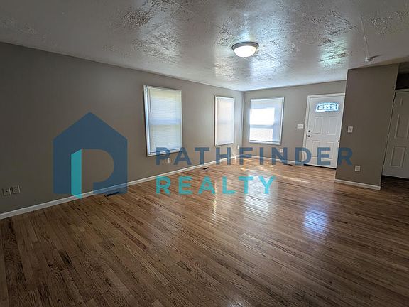 4th image of 2545 Falmouth Ave