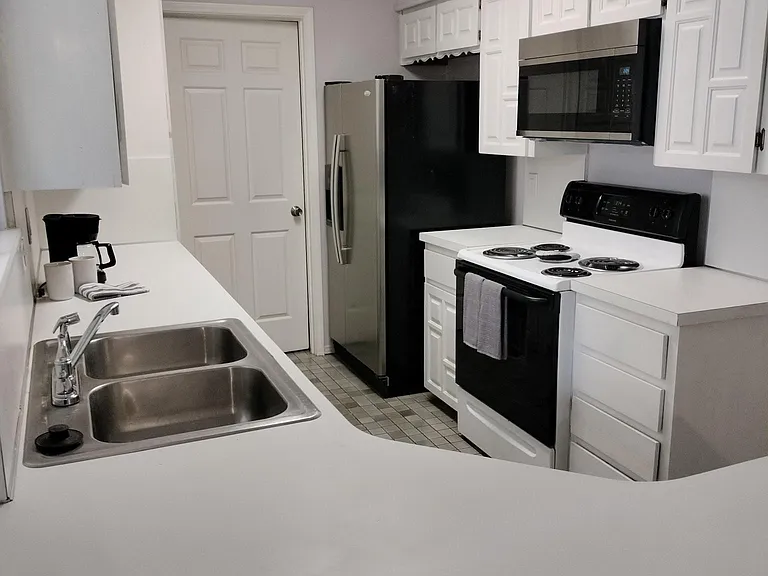 3609 High Meadow Dr — Photo 11
