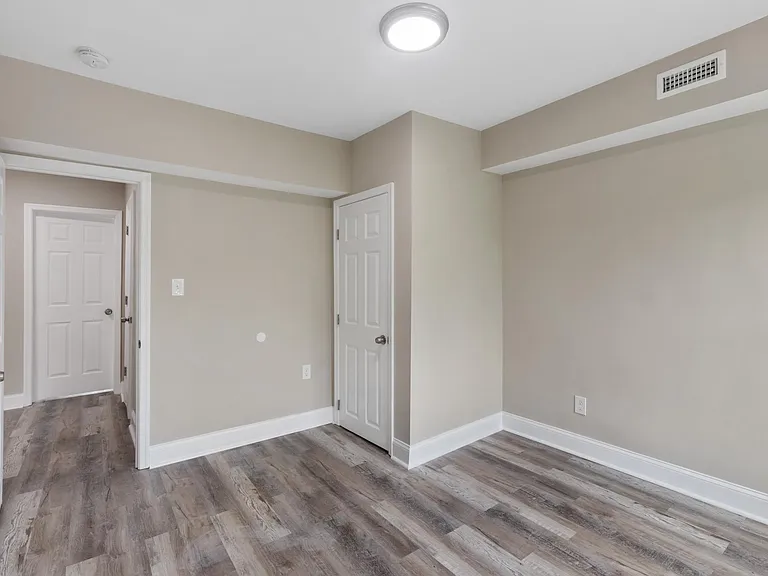 206 S Hilton St — Photo 3