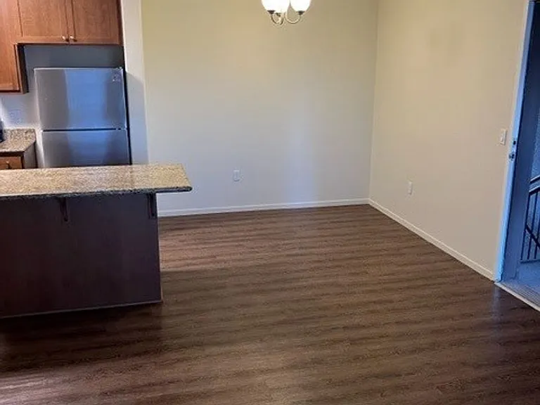 Luxe Ripon Apartments — Photo 44