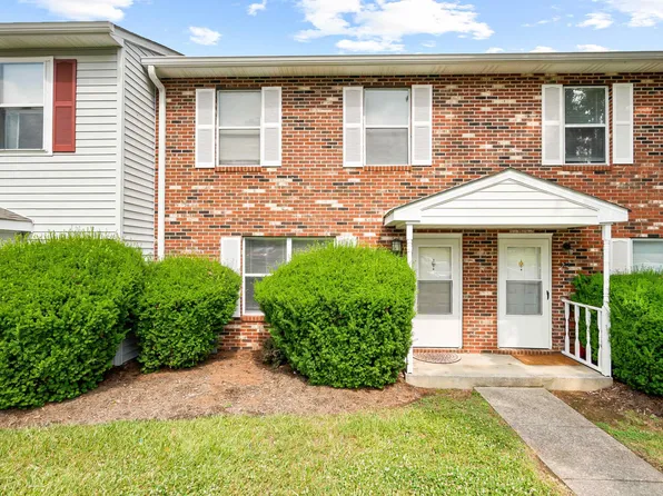 321 Pheasant Run Ct, Blacksburg, VA 24060