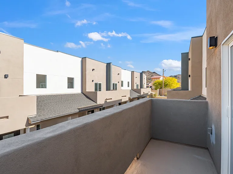 Agave Townhomes — Photo 99
