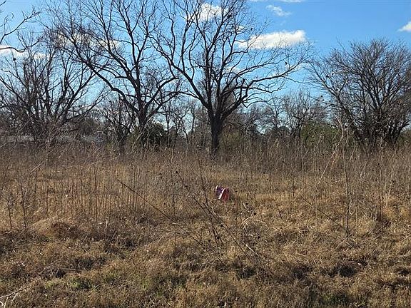 3rd image of 601 E Willow St Lot 1-3-9