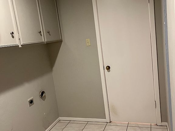 3rd image of 1409 W Pine Ave