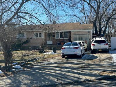 23 Robin Hill Place, Brentwood, NY, 11717