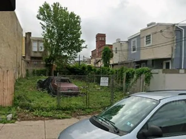 3309 N American St, Philadelphia, PA 19140