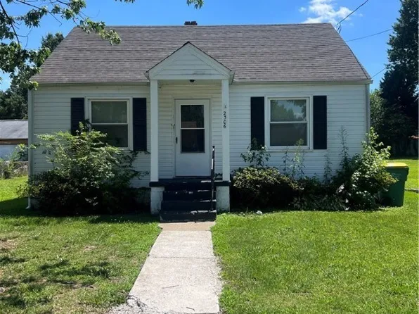2306 Johnson St, Hopewell, VA 23860