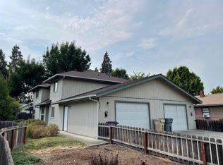 323 SE K St, Grants Pass, OR
